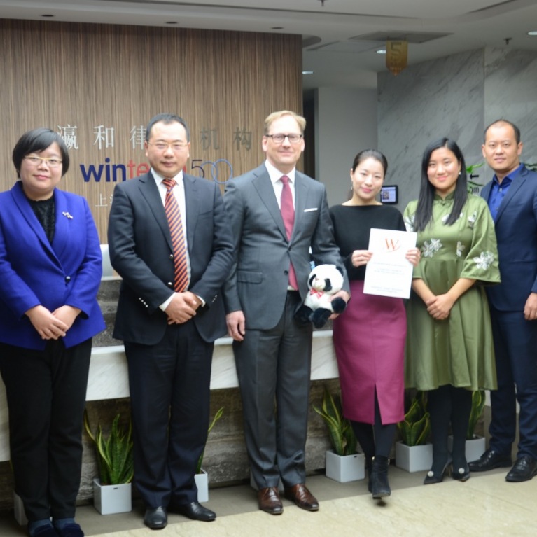 Shanghai Yingdong Law Firm welcomes John van Loo of WLN, Jan 2019